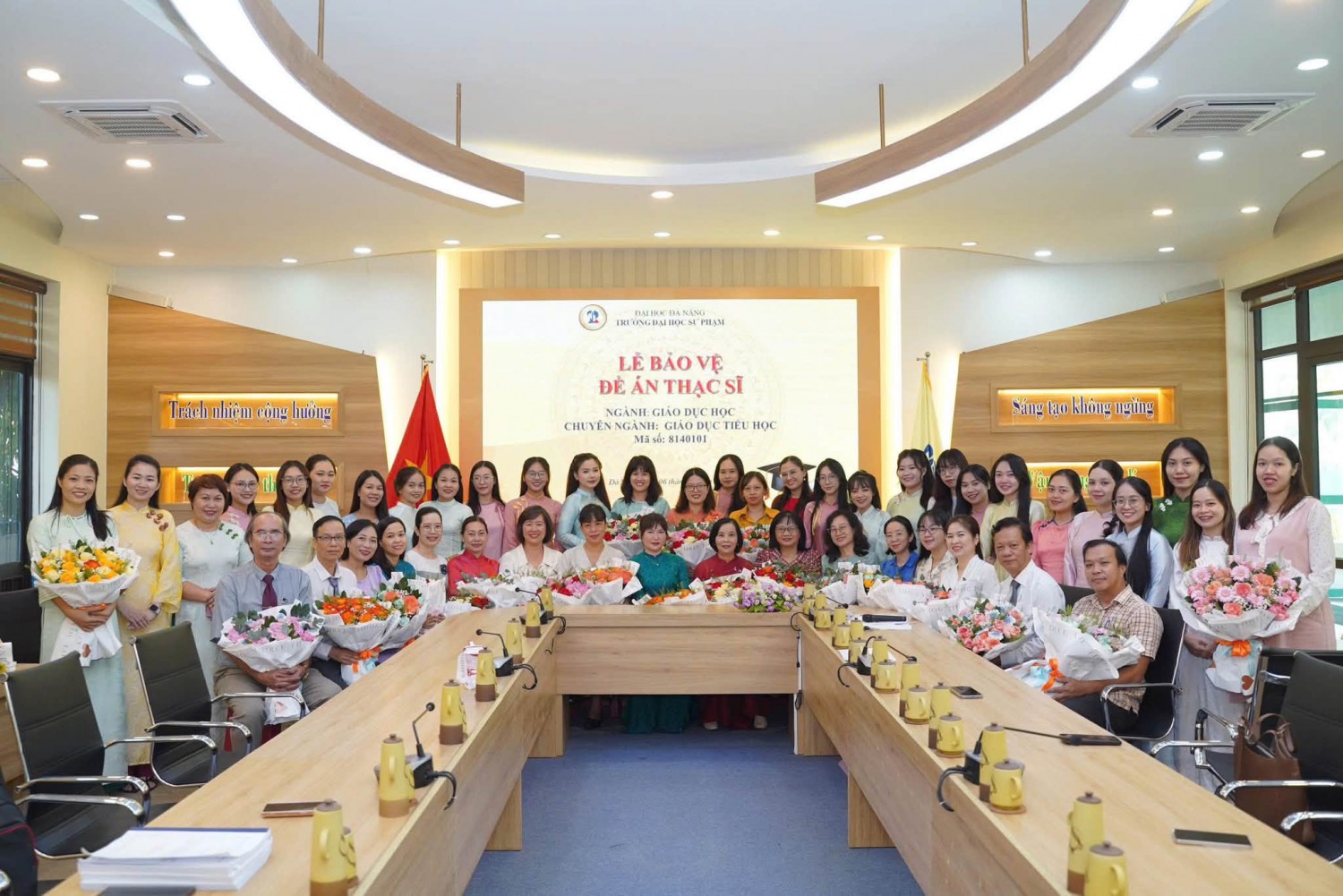BẢO VỆ ĐỀ ÁN THẠC SĨ GIÁO DỤC TIỂU HỌC K49 (ĐỊNH HƯỚNG ỨNG DỤNG)